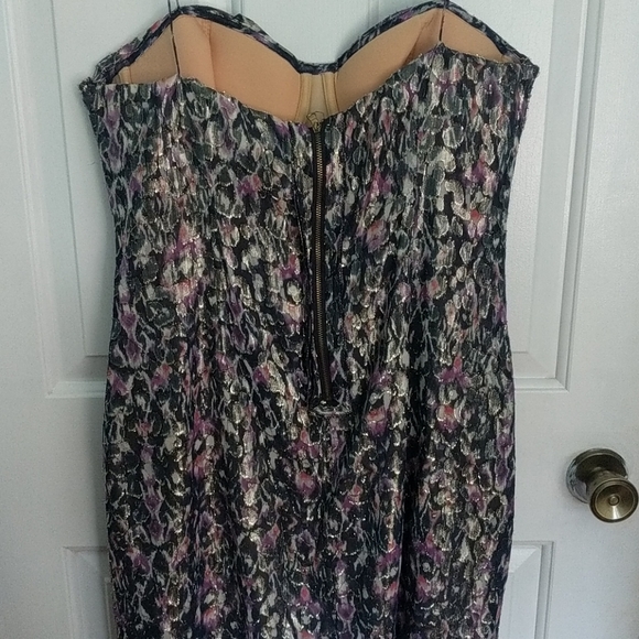 Elie Tahari patterned cocktail dress. - Picture 2 of 2